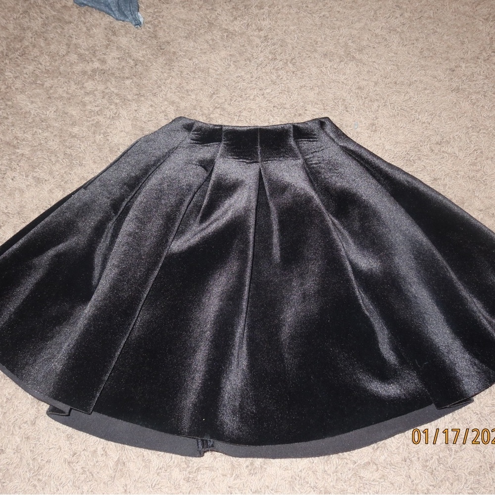 LC Lauren Conrad Black Skater Skirt Preppy Coquette Minimalist